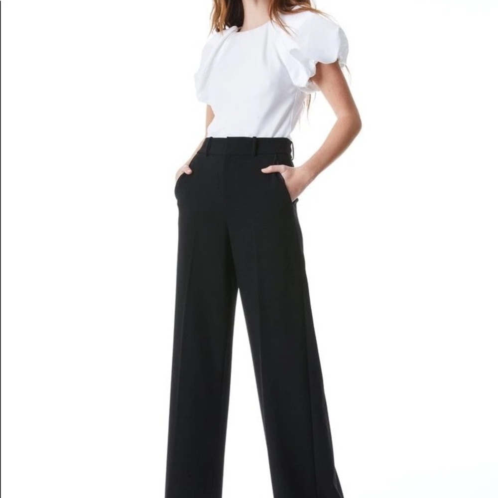 CICI BUBBLE SLEEVE TOP - Picture 3 of 11